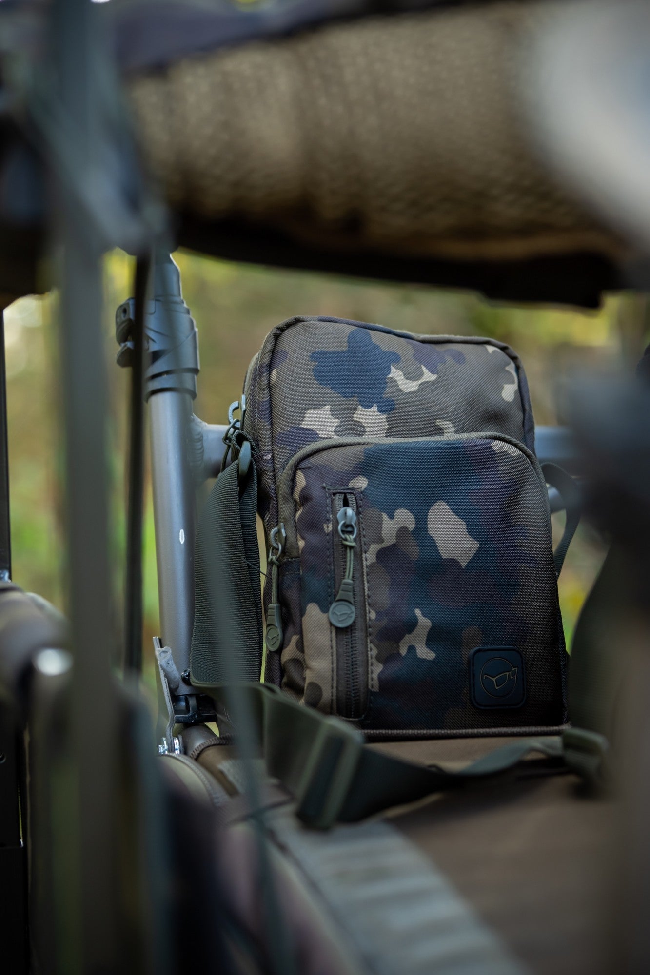 KORDA - Essentials Pouch | Dark Kamo