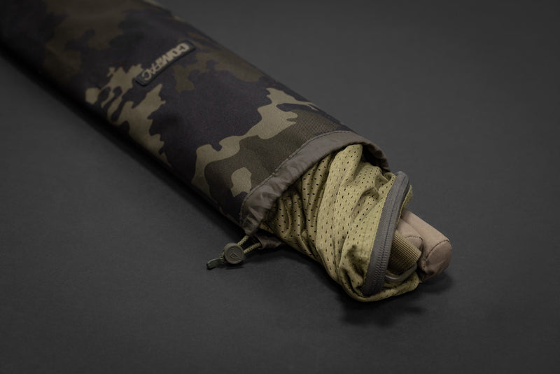 Load image into Gallery viewer, Korda - Compac Stink Sleeve 46in | Dark Kamo
