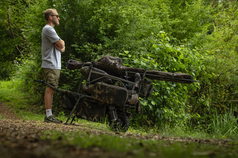 Load image into Gallery viewer, Carp Porter - Roamer Power Porter Dark Kamo
