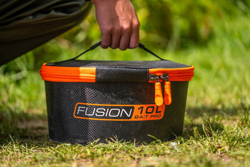 Load image into Gallery viewer, TACKLE GURU - 10L Fusion Bait Pro Bucket
