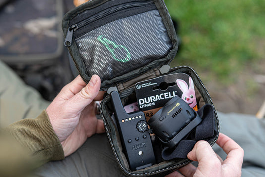 Korda - Compac 100 Tackle Pouch | Dark Kamo