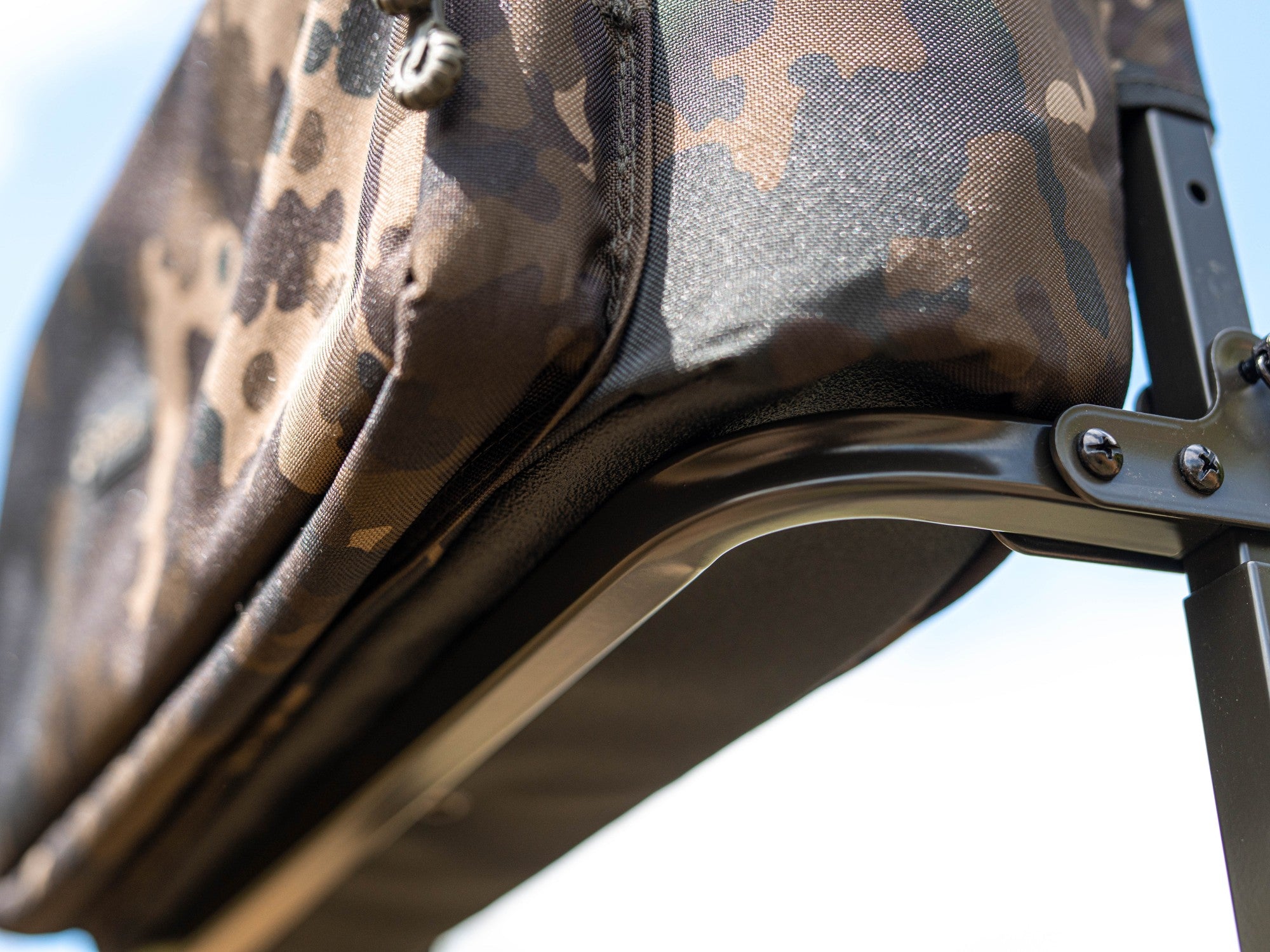 Carp Porter - Small Front Barrow Bag Dark Kamo