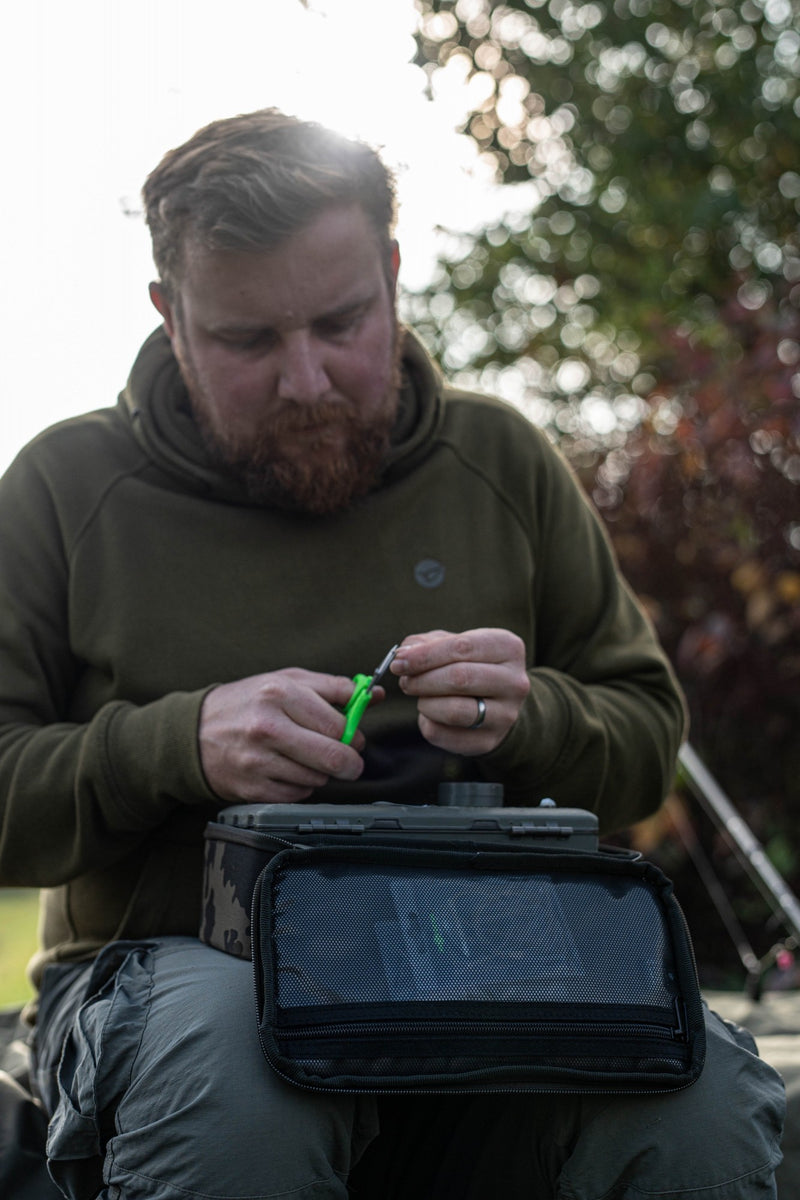 Load image into Gallery viewer, Korda - Compac 140 Tackle Pouch | Dark Kamo
