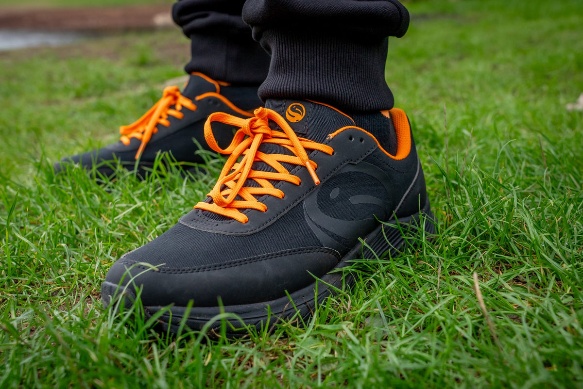 Tackle Guru - Guru Waterproof Trainer | Black UK 10/EU 44