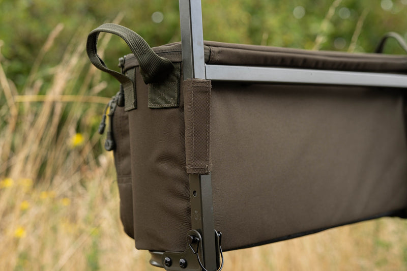Load image into Gallery viewer, Carp Porter - Small Front Barrow Bag Green

