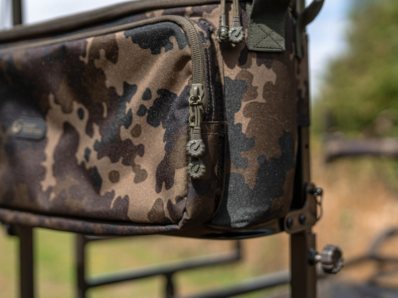 Load image into Gallery viewer, Carp Porter - Small Front Barrow Bag Dark Kamo
