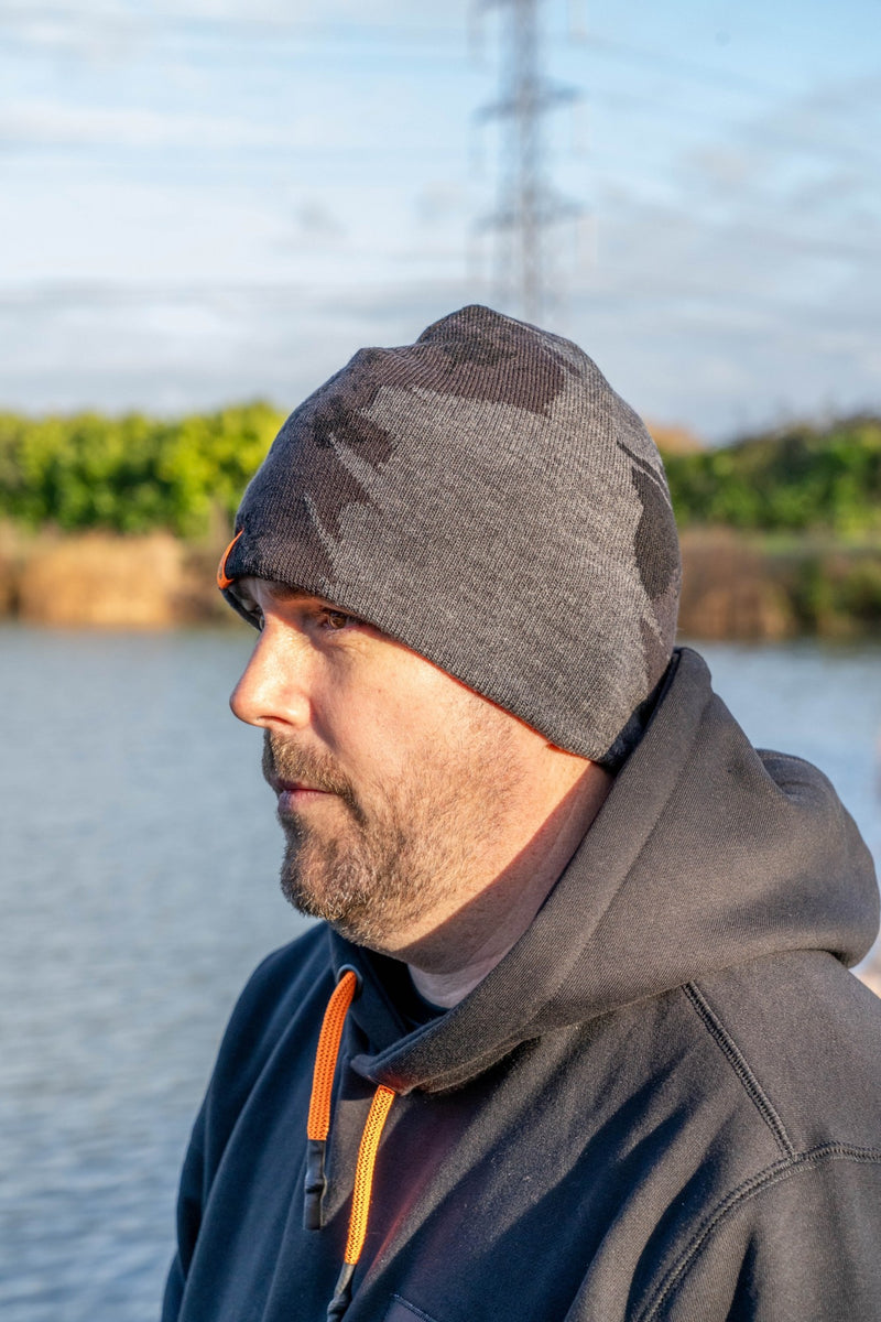 Load image into Gallery viewer, Tackle Guru - Beanie Camo
