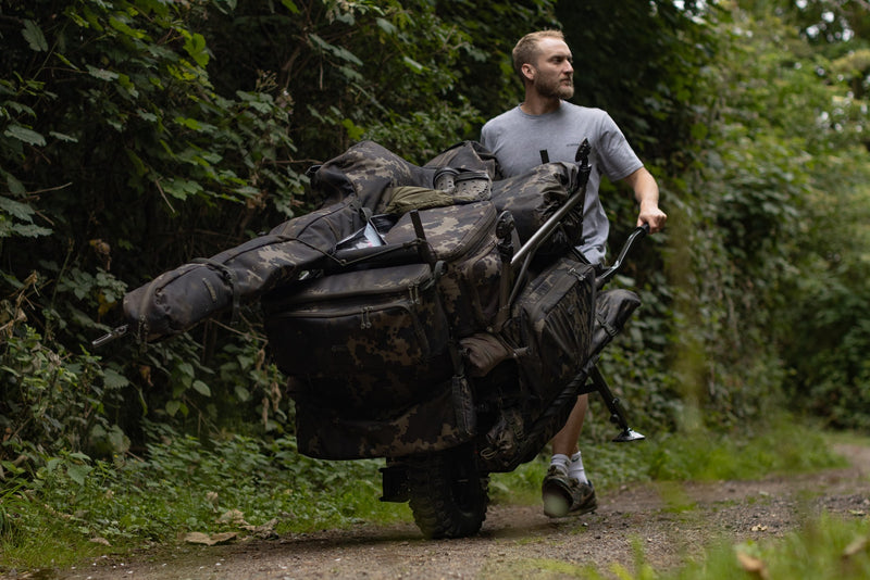 Load image into Gallery viewer, Carp Porter - Roamer Power Porter Dark Kamo
