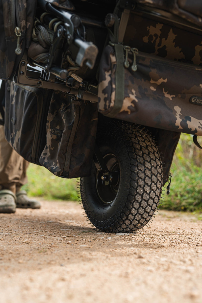 Load image into Gallery viewer, Carp Porter - Roamer Carp Porter Dark Kamo
