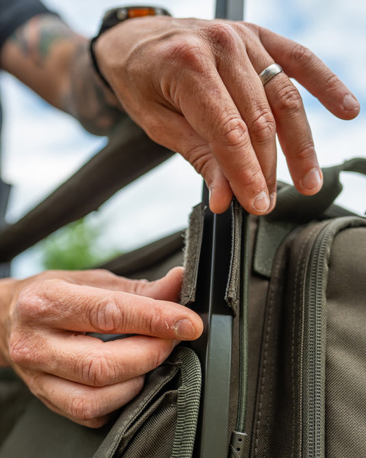 Carp Porter - Large Front Barrow Bag Green