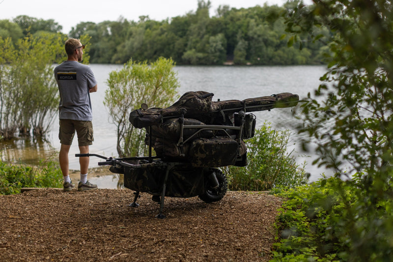 Load image into Gallery viewer, Carp Porter - Roamer Power Porter Dark Kamo
