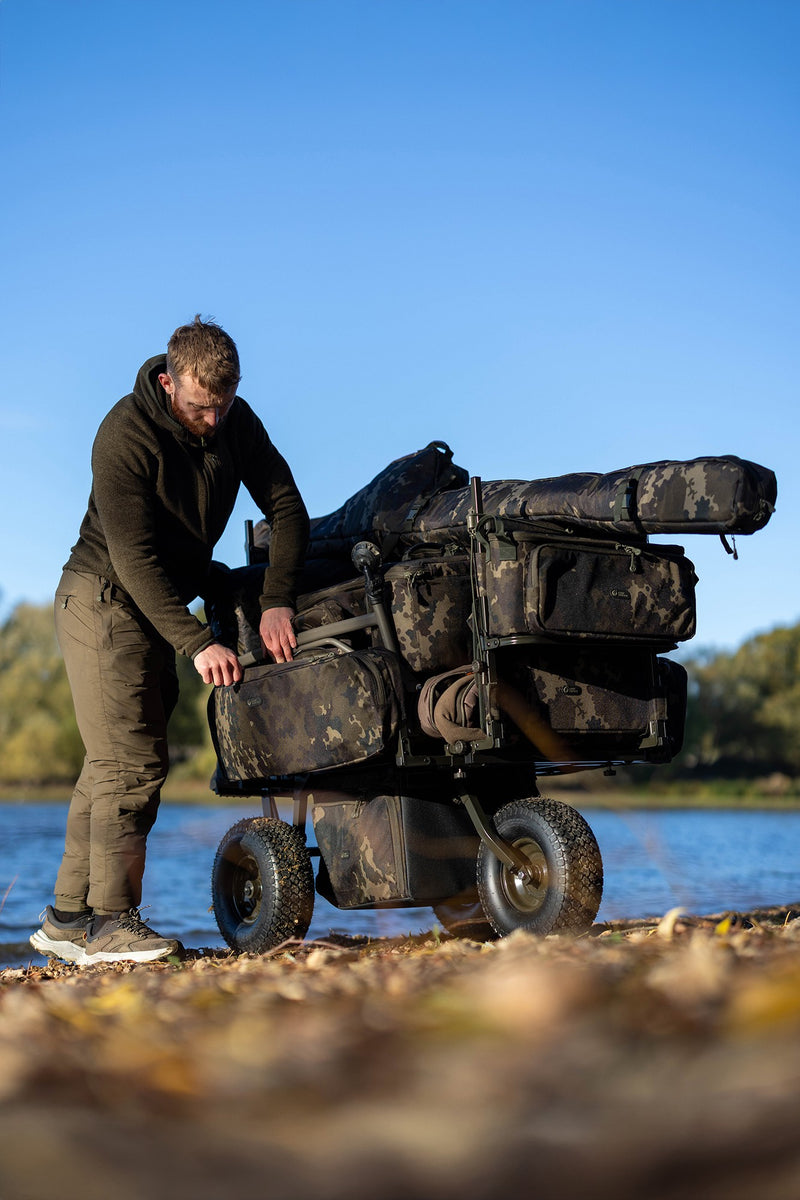 Load image into Gallery viewer, Carp Porter - Trident Carp Porter Dark Kamo
