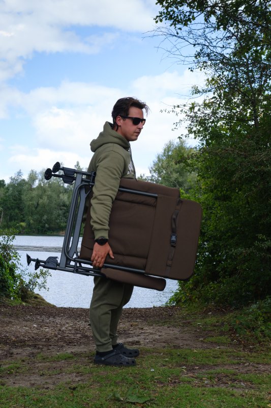SP C-TECH RECLINER HIGH CHAIR