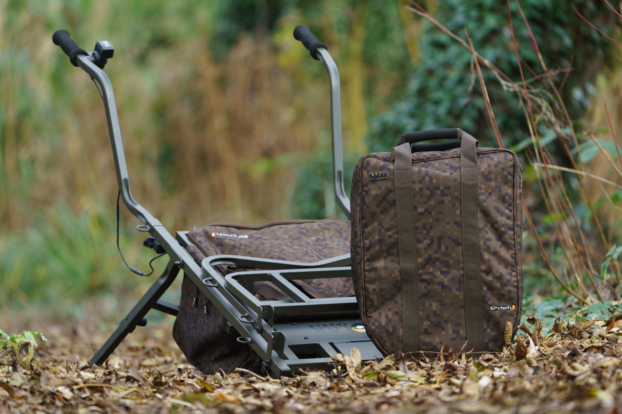 SOLAR TACKLE - SP C-TECH BARROW WHEEL BAG
