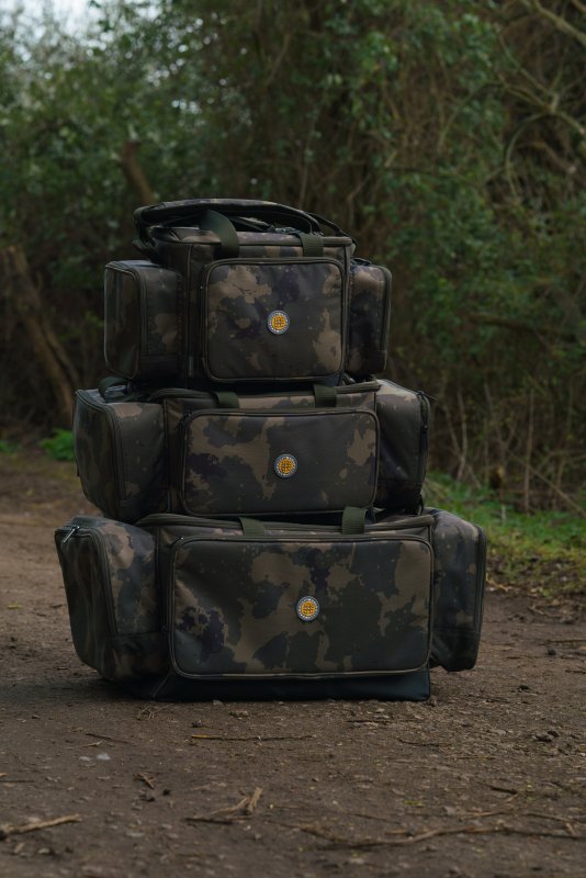 SOLAR TACKLE -Worldwide Carryall Large