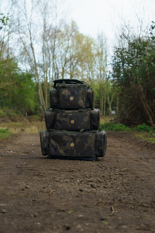 SOLAR TACKLE -Worldwide Carryall Large