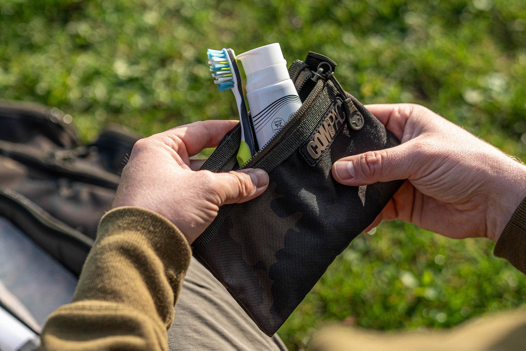 Korda - Compac Wallets Set of 3 | Dark Kamo