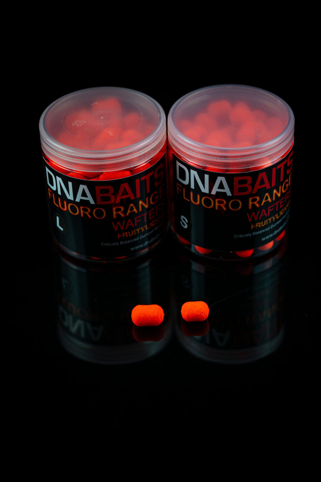 DNA BAITS - Fruitylicious Dumbell Wafters Small