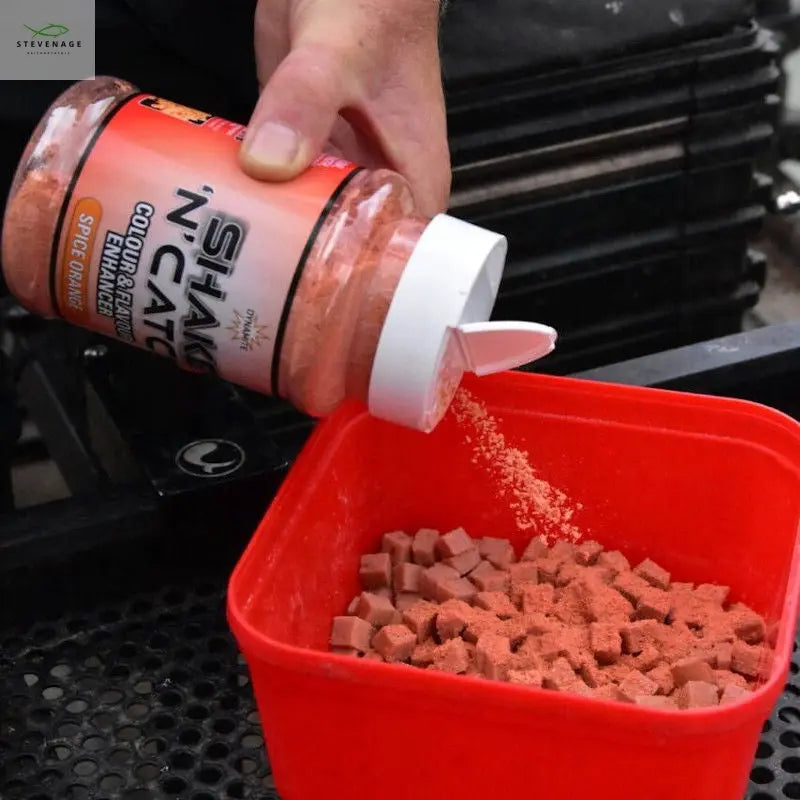 Load image into Gallery viewer, Dynamite Baits Shake &#39;N&#39; Catch Colour &amp; Flavour Enhancer DYNAMITE BAITS
