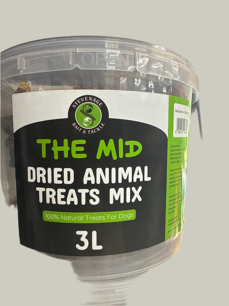 Load image into Gallery viewer, Dried Animal Treats Mix O/L 500g/3ltr Tub (12)
