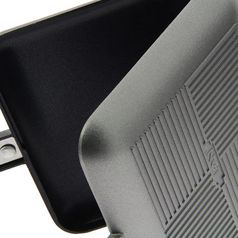 Load image into Gallery viewer, NGT Bankside Sandwich Toaster - Gun Metal (Small)
