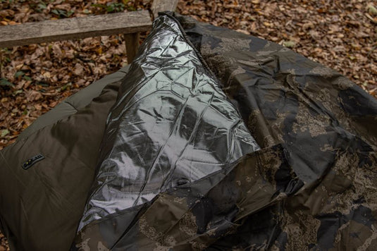 SOLAR TACKLE UNDERCOVER CAMO THERMAL BEDCHAIR COVER