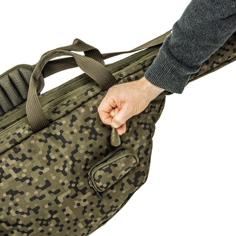 Load image into Gallery viewer, SOLAR TACKLE SP C-TECH 13ft 3 ROD HOLDALL
