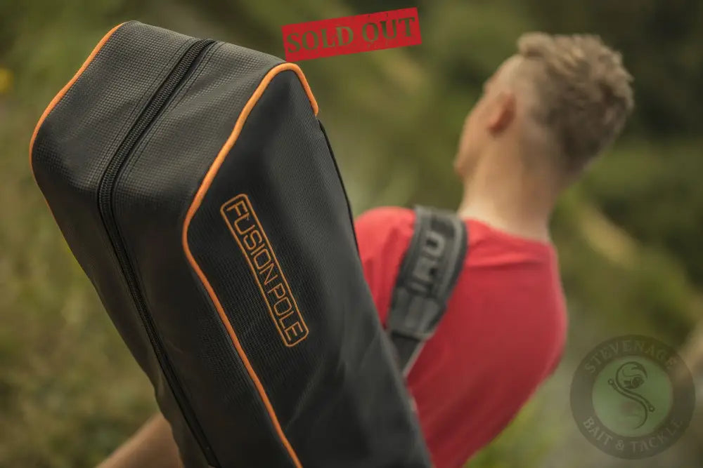 Fusion Pole Holdall
