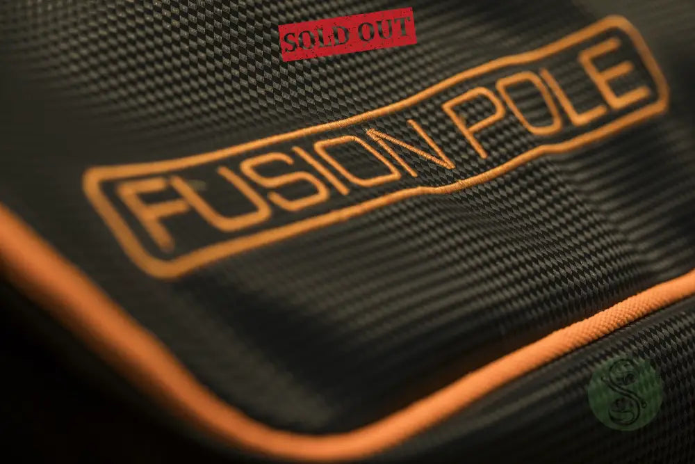 Fusion Pole Holdall