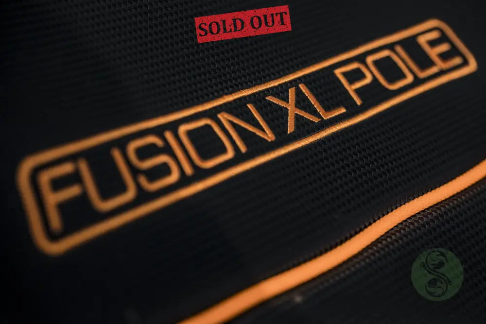 Fusion Pole Holdall