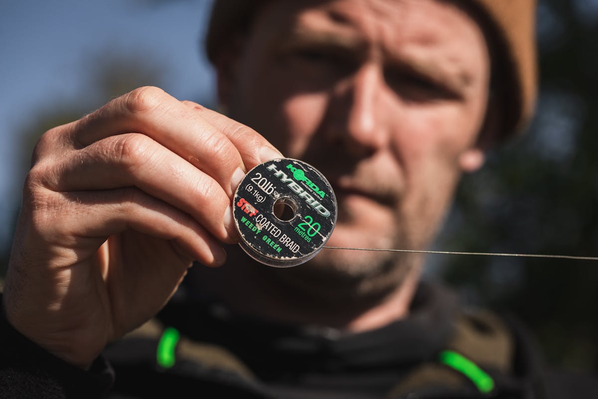 How To Tie The Hinge Stiff Rig