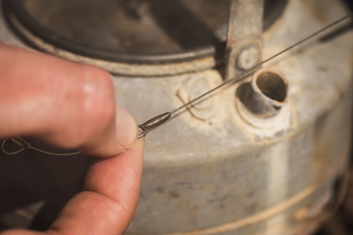 How To Tie The Hinge Stiff Rig