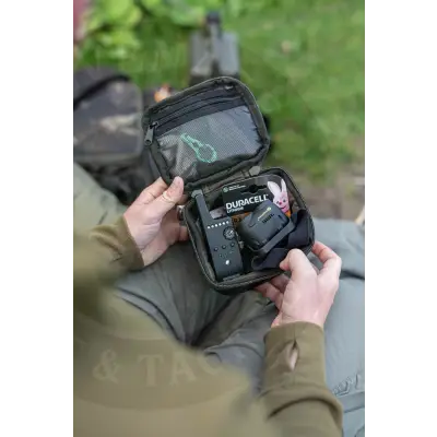 Korda - Compac 100 Tackle Pouch | Dark Kamo KORDA