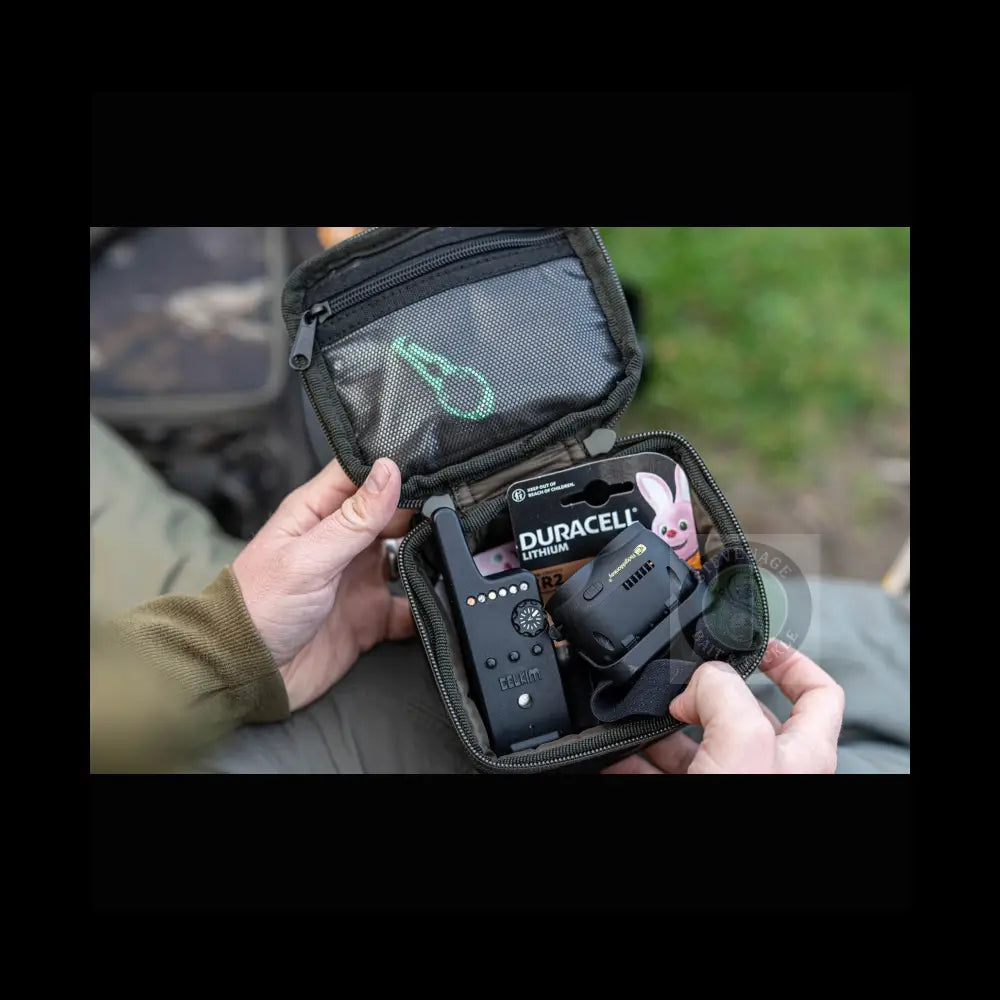 Korda - Compac 125 Tackle Pouch | Dark Kamo - KORDA