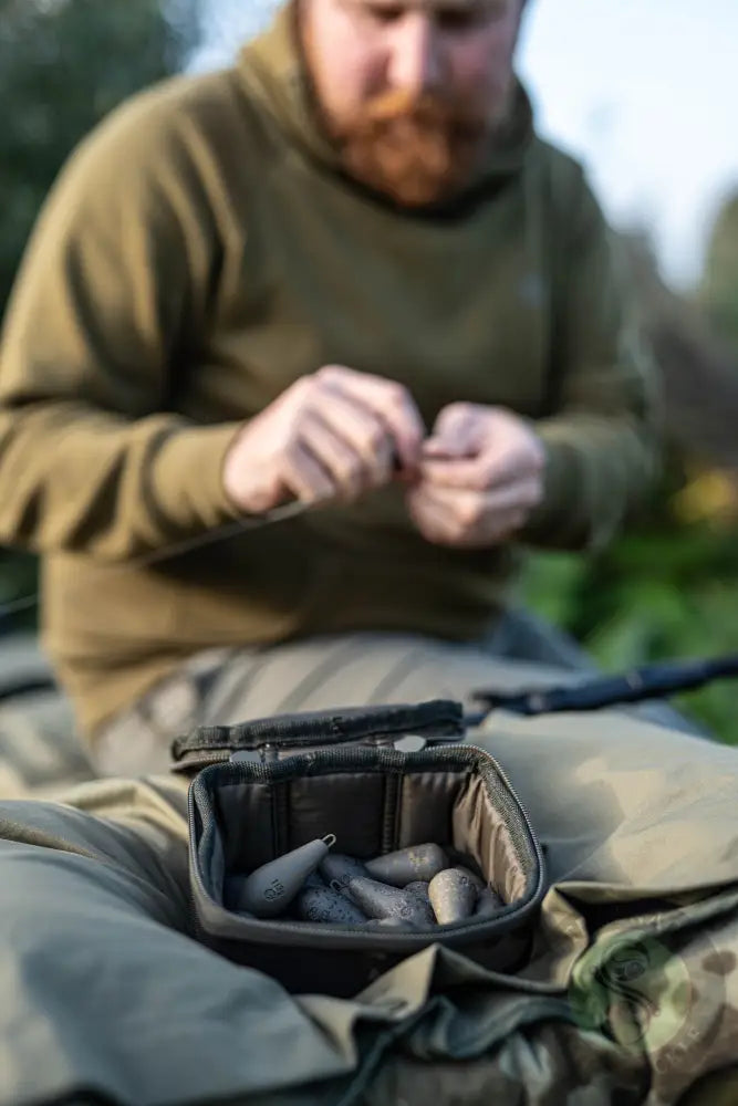 Korda - Compac 125 Tackle Pouch | Dark Kamo - KORDA