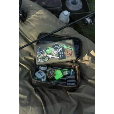 Korda - Compac 140 Tackle Pouch | Dark Kamo KORDA