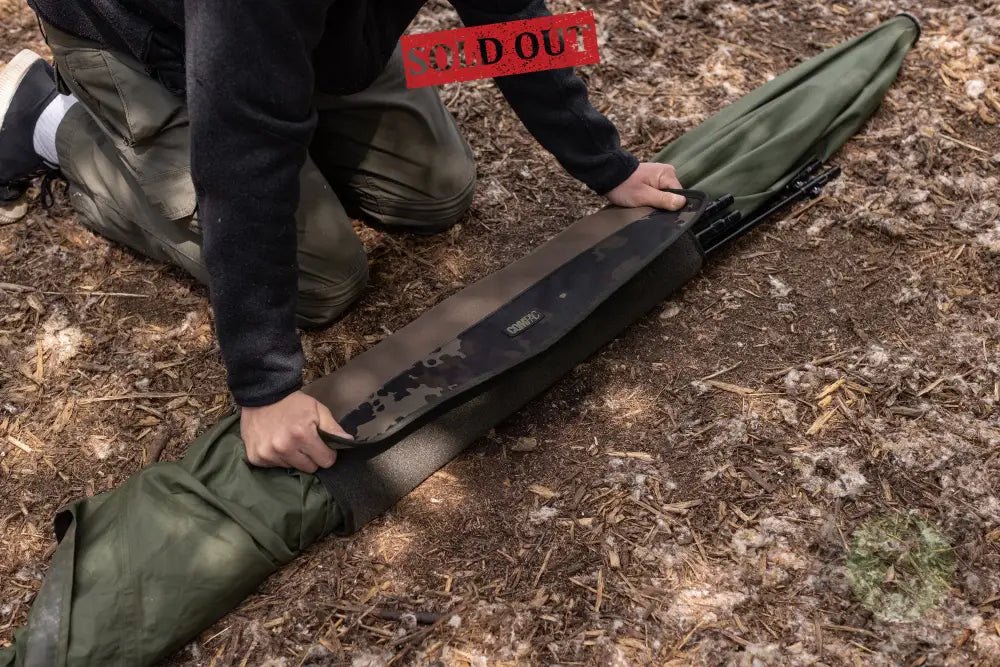 KORDA - Compac Brolly Wrap Dark Kamo 010 Compac