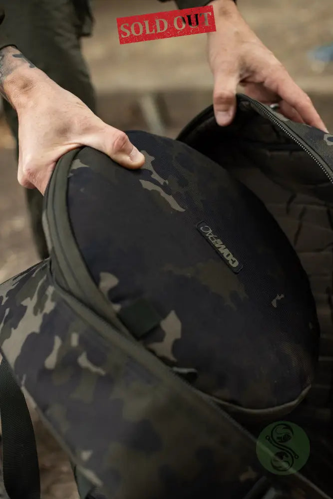 KORDA -Compac Cobb Bag Dark Kamo KORDA