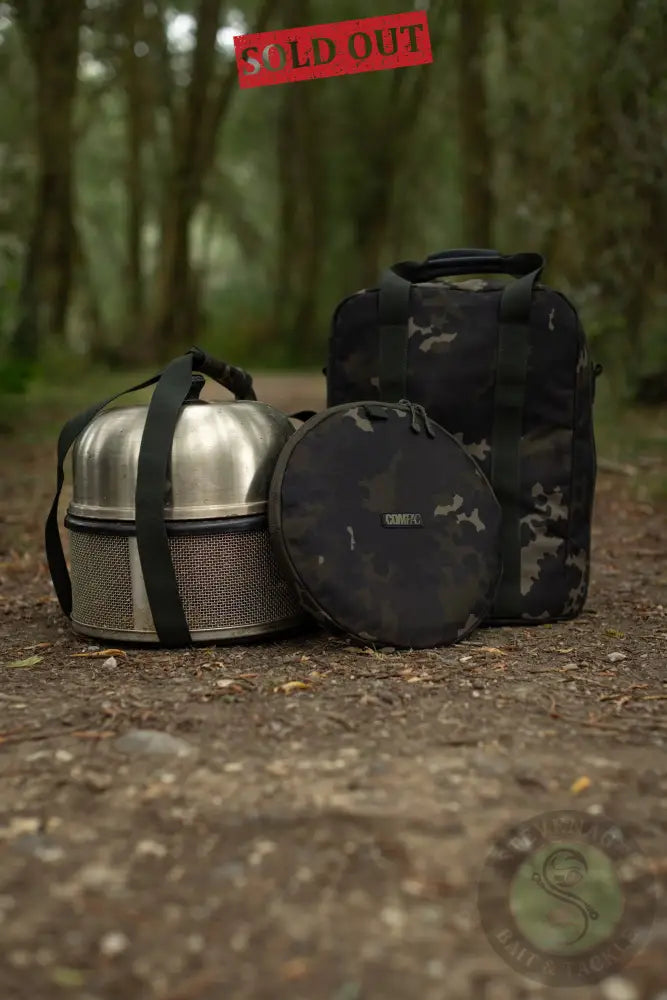 KORDA -Compac Cobb Bag Dark Kamo KORDA