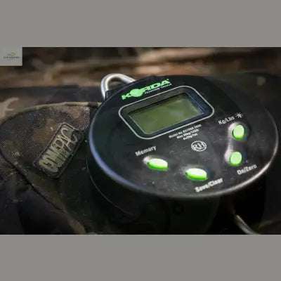 Korda - Compac Digital Scales Pouch Dark Kamo KORDA
