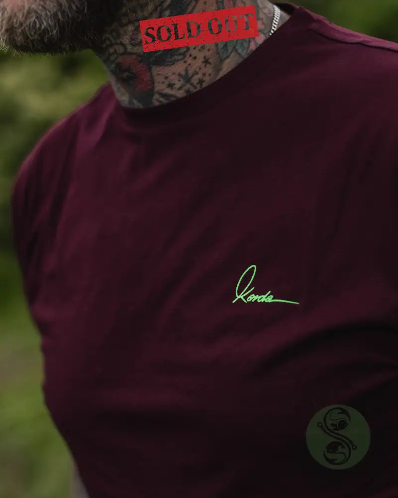 Minimal Tee | Black S 100 Clothing & Merch