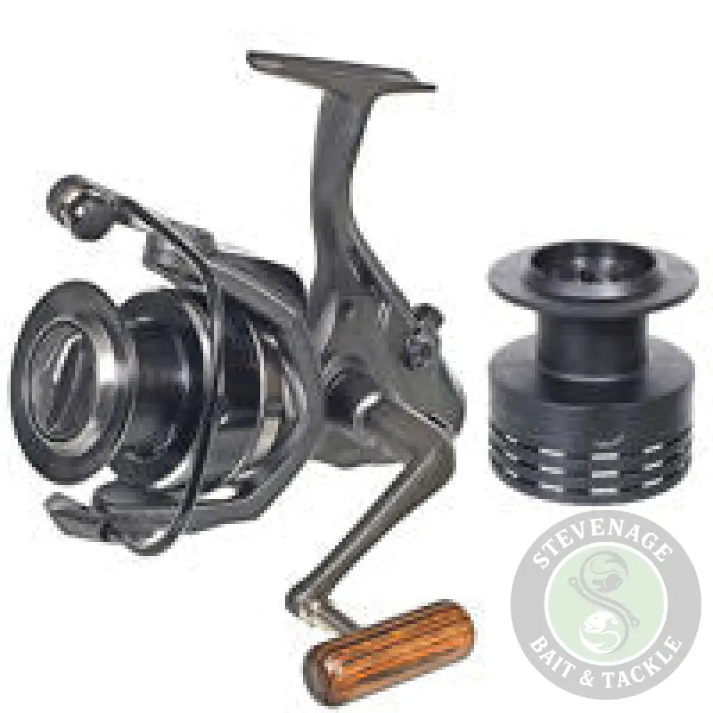 Okuma Pulzar Baitfeeder Reel OKUMA