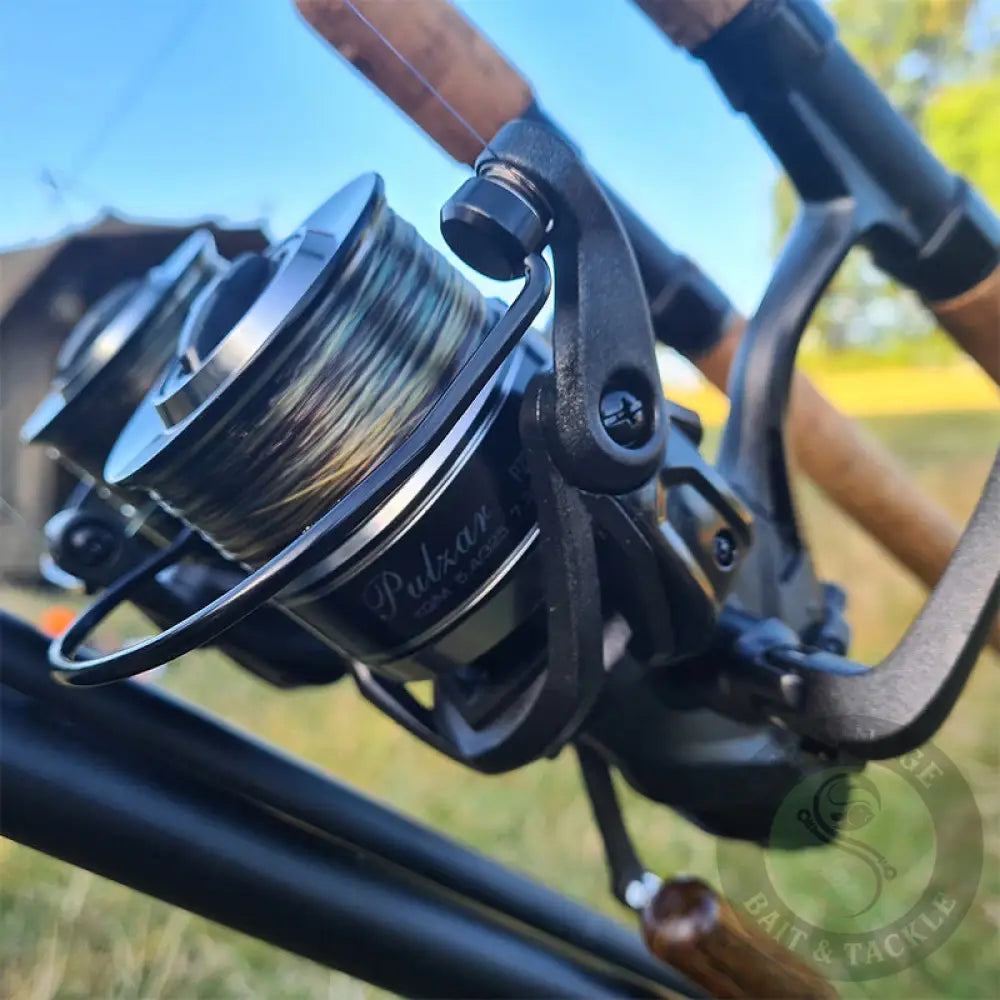 Okuma Pulzar Baitfeeder Reel OKUMA