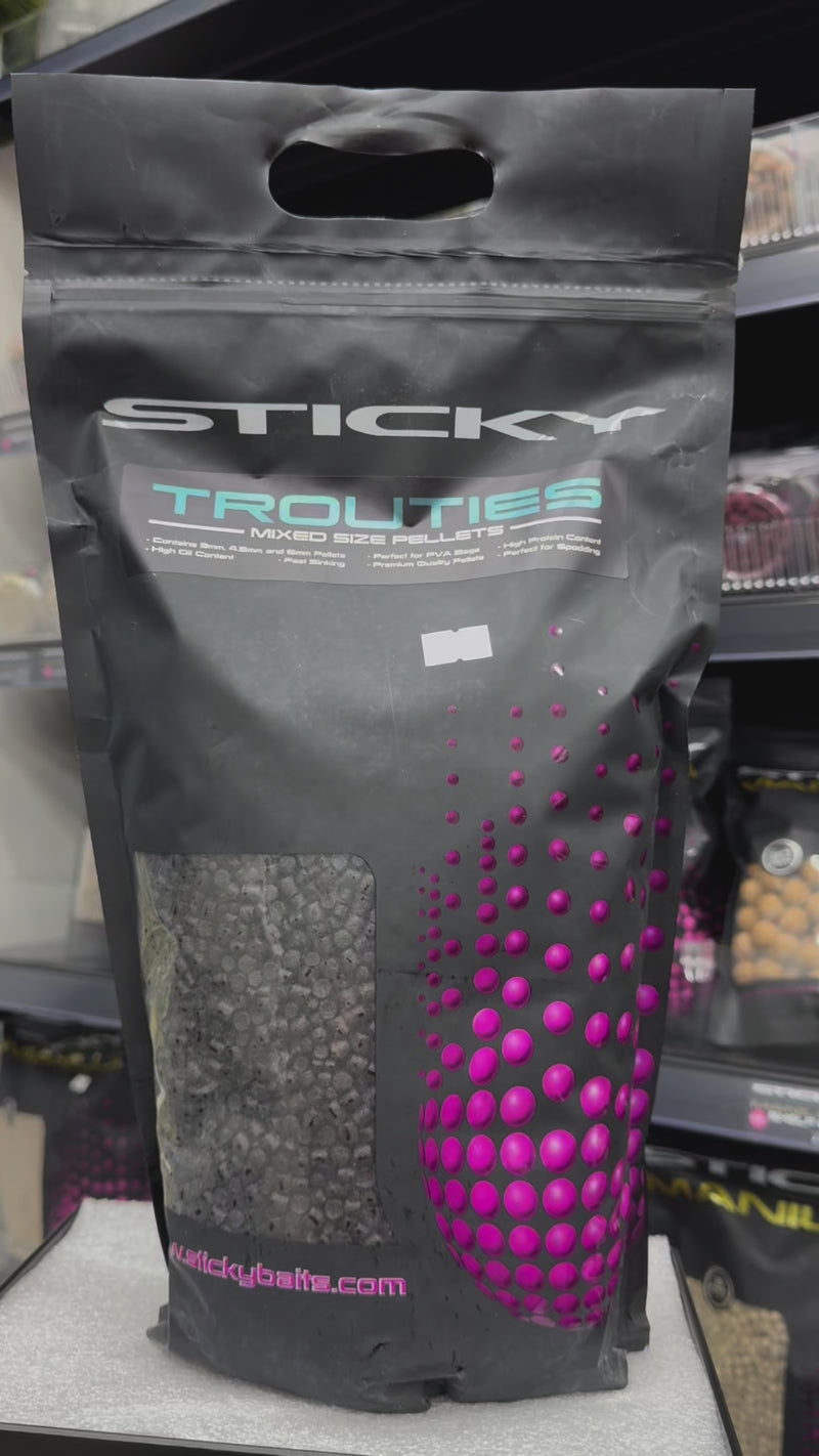 Load and play video in Gallery viewer, Sticky Baits Trouties Mixed Sized Pellets 2.5kg
