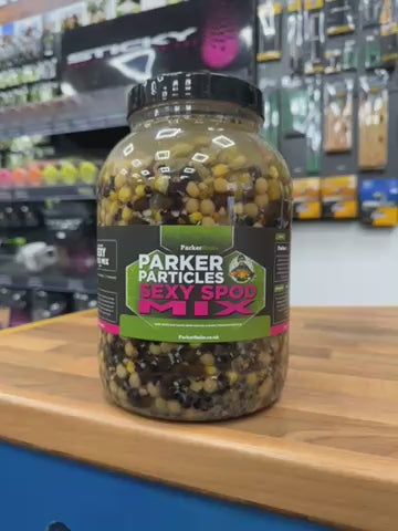 Load and play video in Gallery viewer, Parker Baits -SEXY SPOD MIX – PARTICLE – SHELF LIFE
