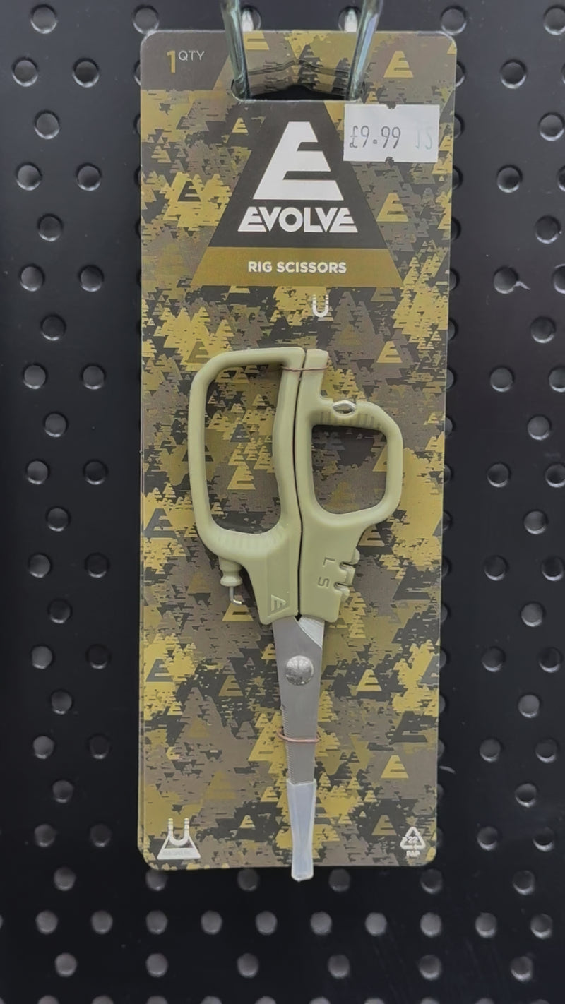 Load and play video in Gallery viewer, Evolve Tackle Rig Scissors
