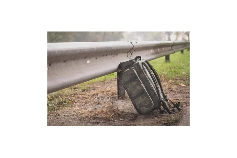 Load image into Gallery viewer, SOLAR TACKLE UNDERCOVER CAMO RUCKBAG

