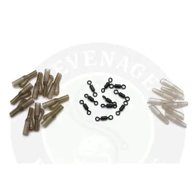 Tackle guru micro lead clip showing translucent brown plastic swivels black metal barrel swivels and clear plastic snap caps