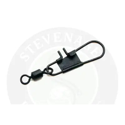 Black metal waggler attachment micro swivel creates with locking mechanism and split ring for stevenage bait use